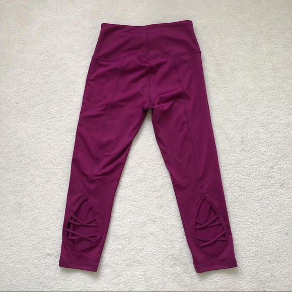 Zella Cropped Leggings - Picture 2 of 4